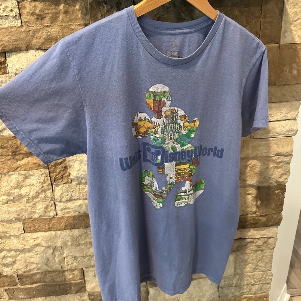 Walt Disney World Disneyland Resort Tee - Picture 4 of 9
